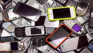 Selling old phones? Police are warning