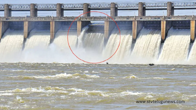 Intense efforts to install a temporary gate of Tungabhadra Dam.....